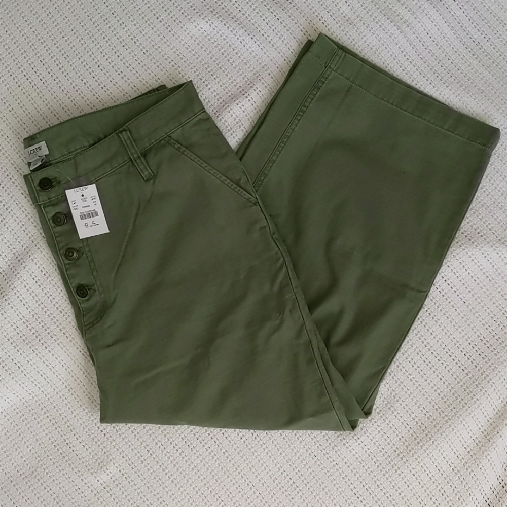 NWT Wide-leg Button-front Pant